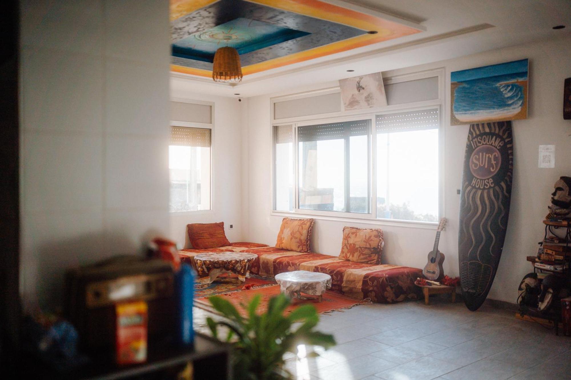 Surf House *